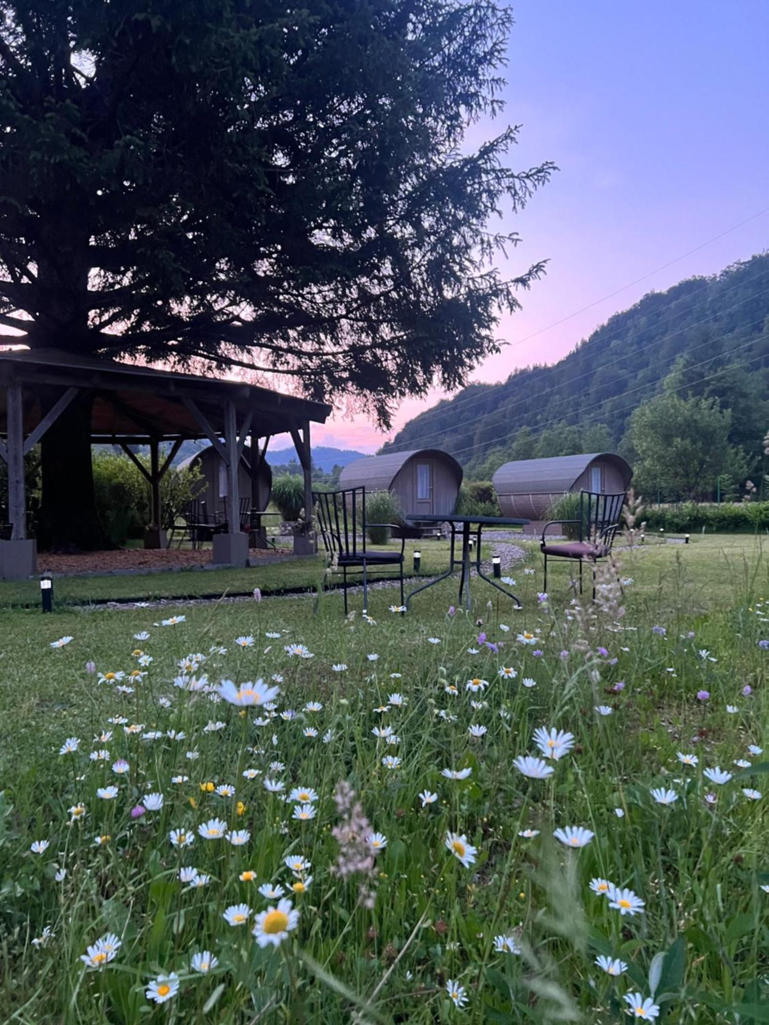 4 Elements Glamping & Apartments Bled Ngoại thất bức ảnh